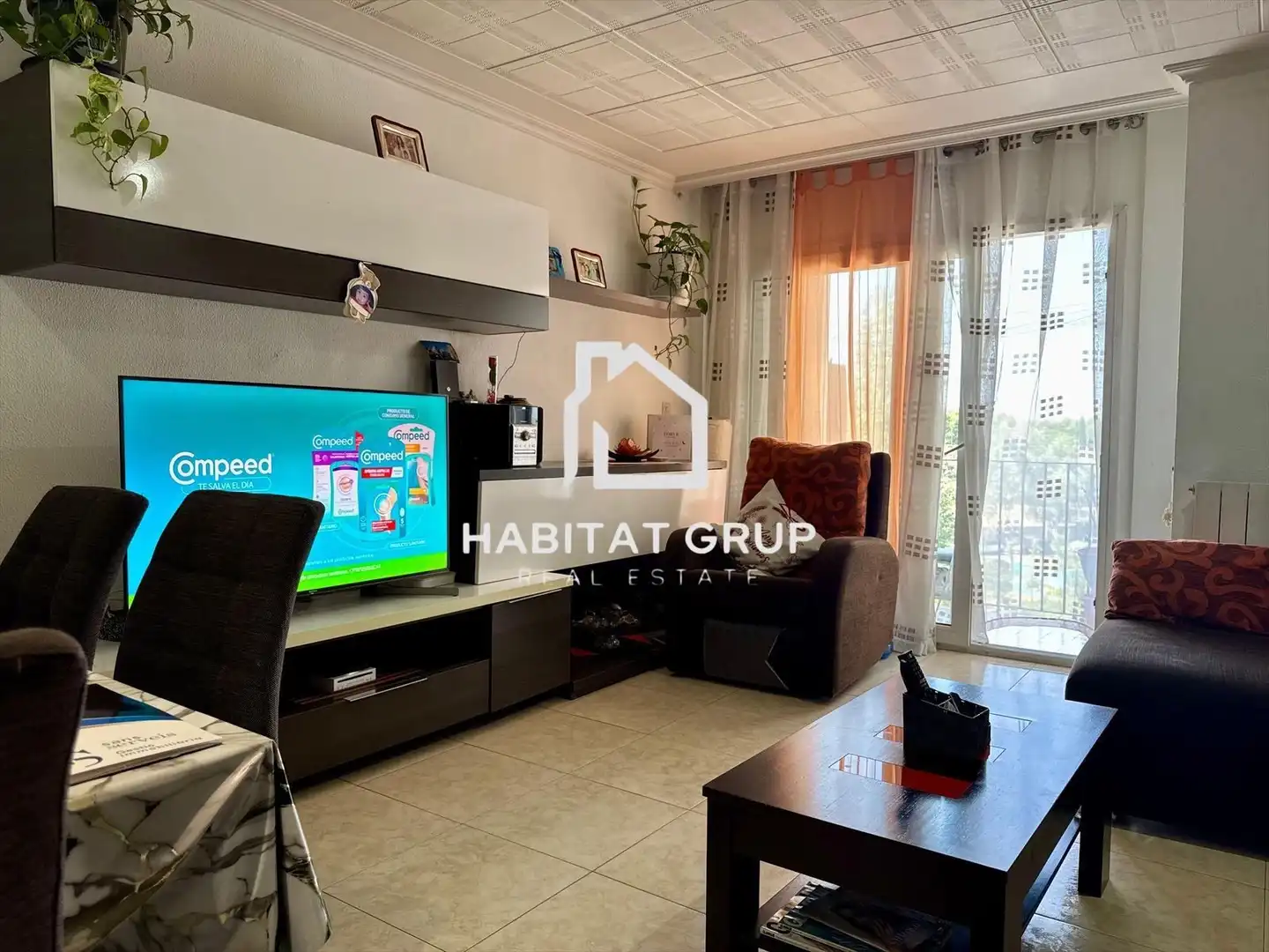 Living room of Flat for sale in Girona  with Heating and Terrace