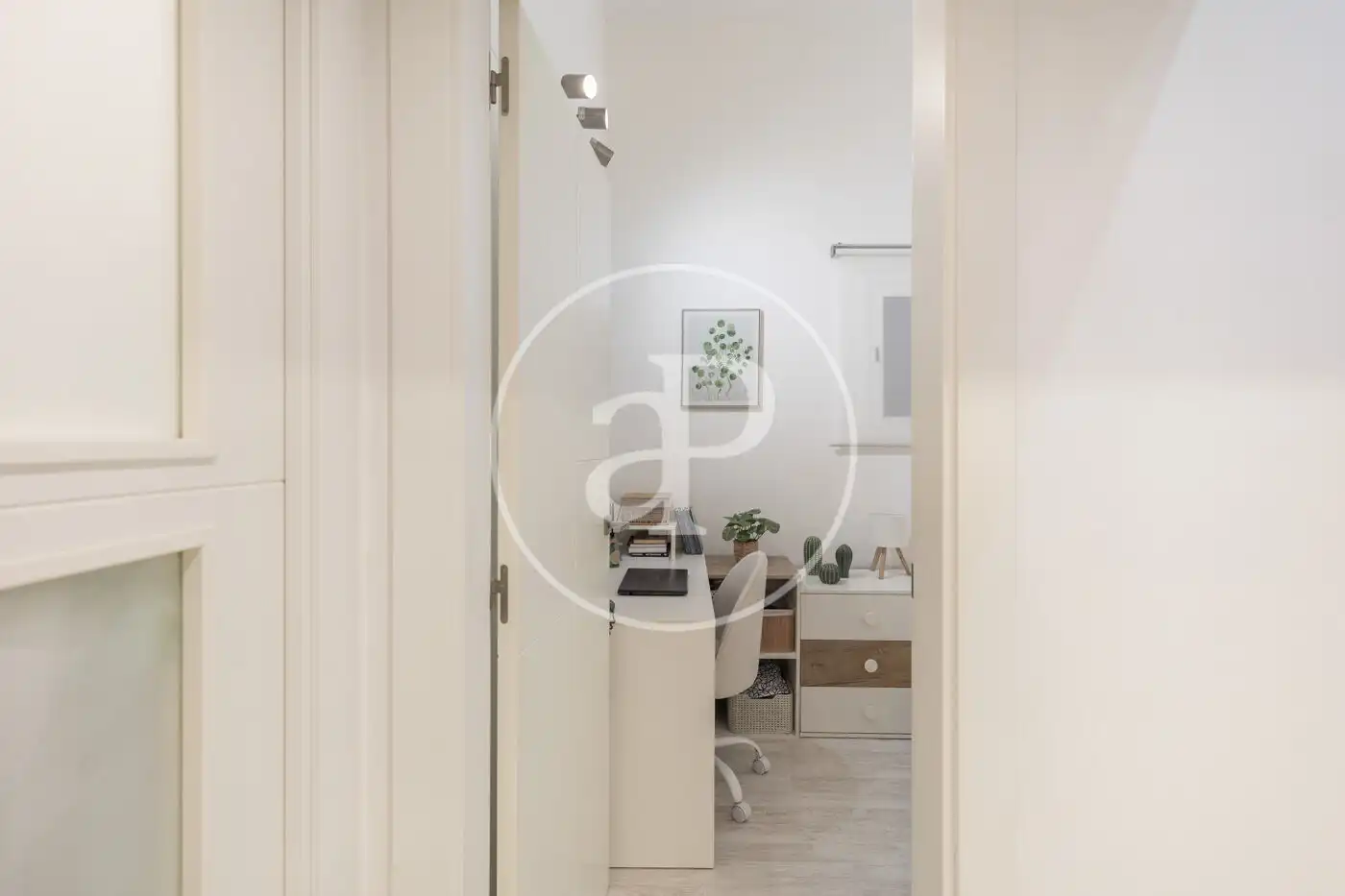 Piso en venta en Barcelona con Calefacción y Terraza