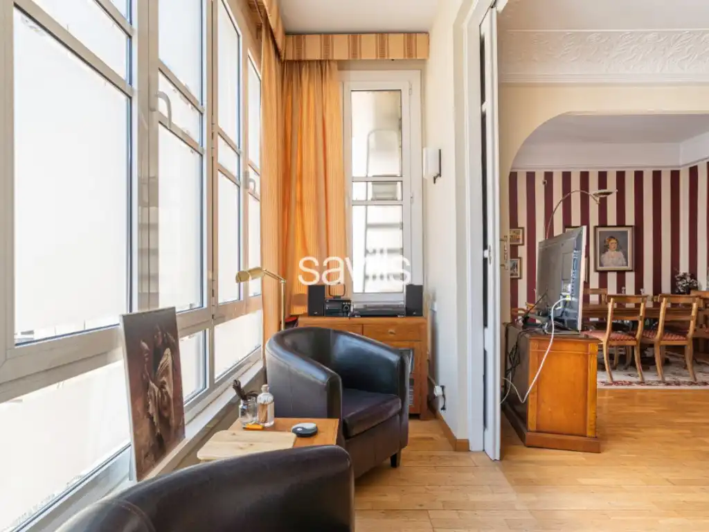 Dormitori de Apartament en venda en Barcelona amb Aire condicionat, Terrassa i Balcó