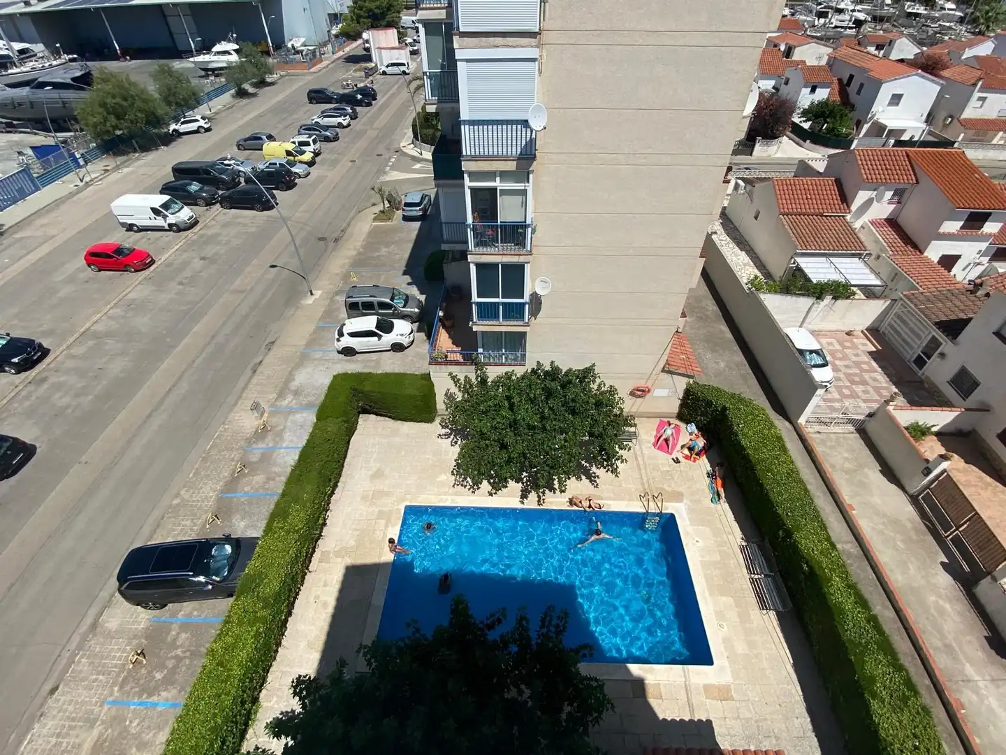 Piscina de Piso en venta en Roses con Terraza, Piscina y Amueblado