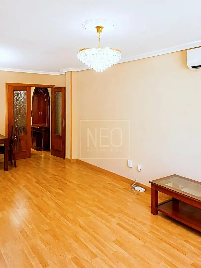 Bedroom of Flat for sale in Pinto  with Air Conditioner, Heating and Terrace