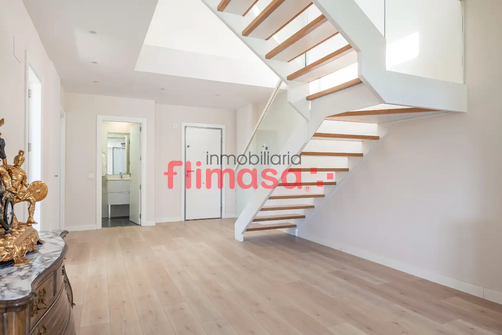 Casa adosada en venta en Villaviciosa de Odón con Aire acondicionado, Calefacción y Jardín privado
