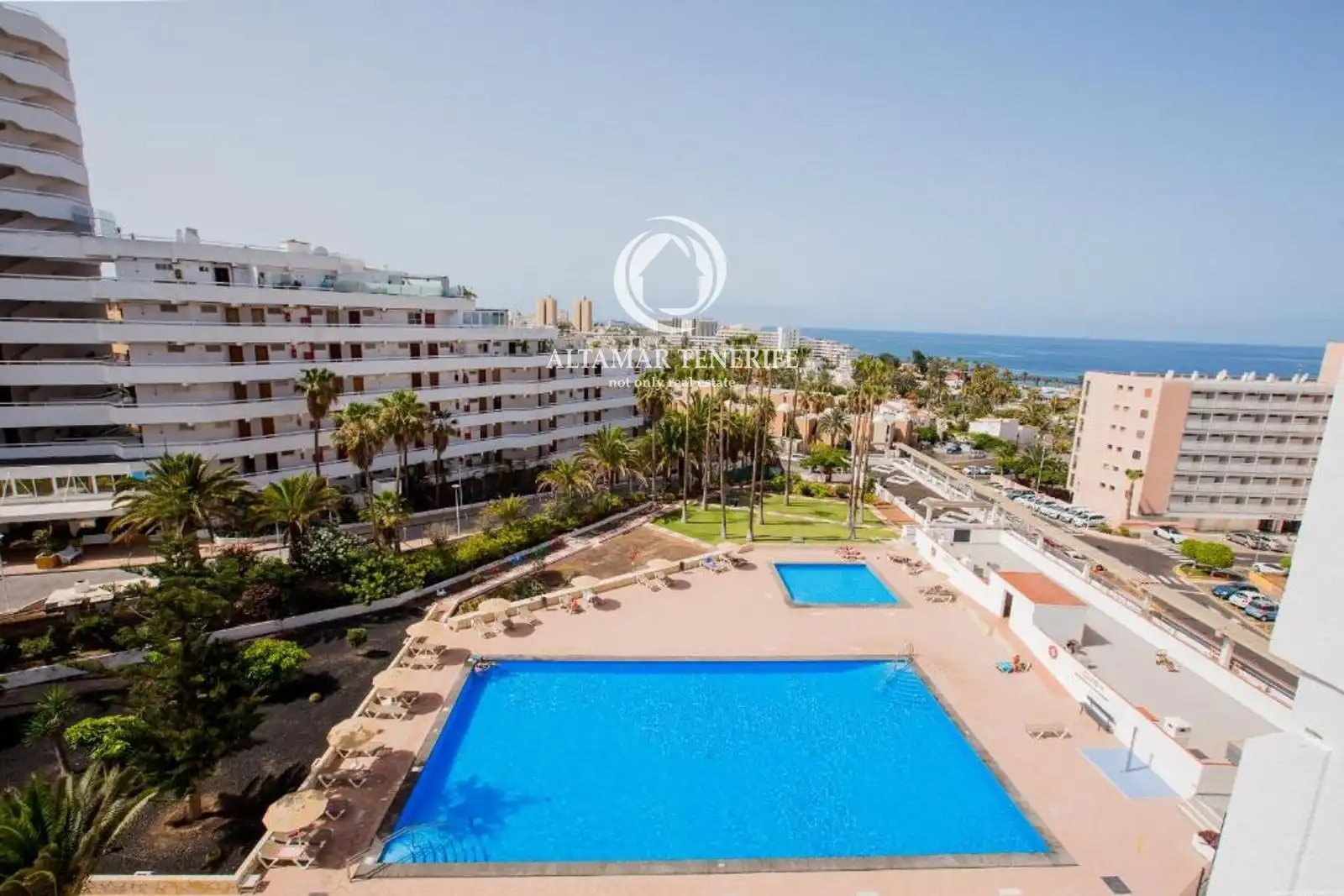 Apartment with pool for sale in C. Guatemala