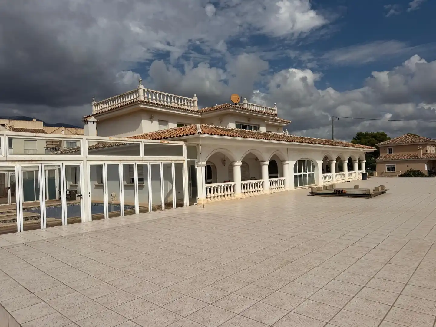 Casa amb piscina en venda a Carrer Matisse