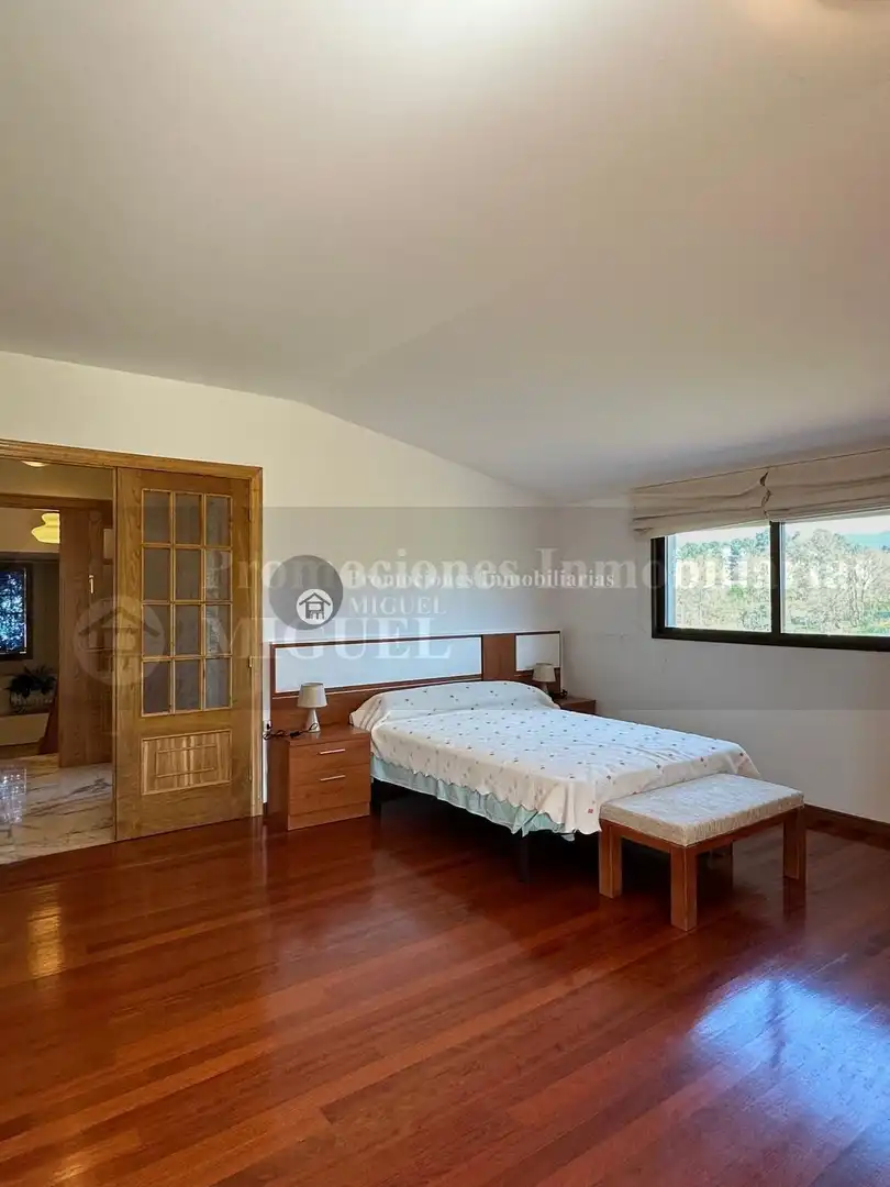 Dormitori de Casa o xalet en venda en Verín