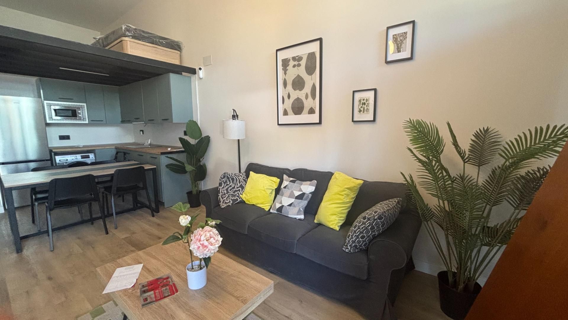 Sala d'estar de Loft en venda en  Sevilla Capital