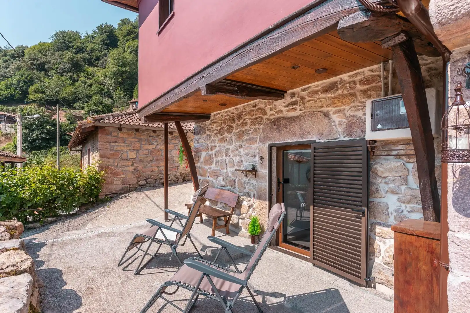Terrassa de Casa o xalet en venda en Somiedo amb Aire condicionat, Calefacció i Terrassa