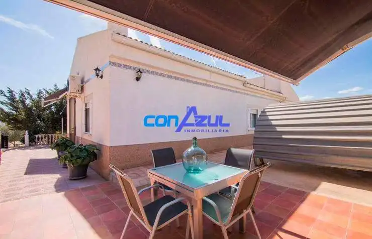 Terrassa de Casa o xalet en venda en Elche / Elx amb Jardí privat, Terrassa i Piscina