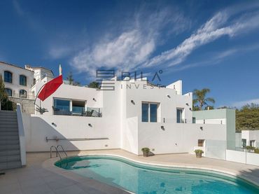 Chalet con piscina en venta en Cortijera