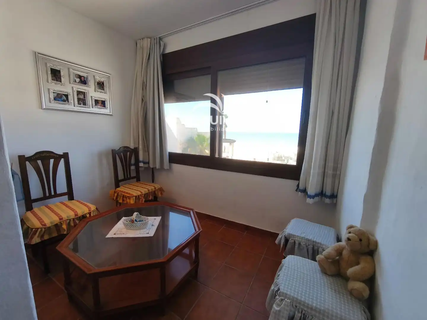 Sala d'estar de Casa adosada de lloguer en Almonte amb Jardí privat, Terrassa i Moblat