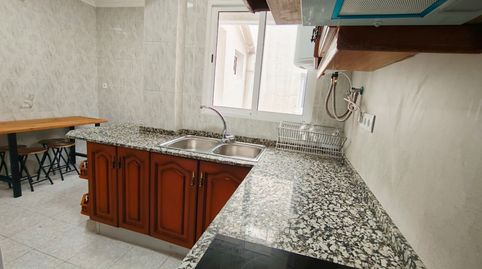 Foto 4 de Piso de alquiler en Carrer N'emili Llopis, Centro - El Castillo, Sagunto / Sagunt