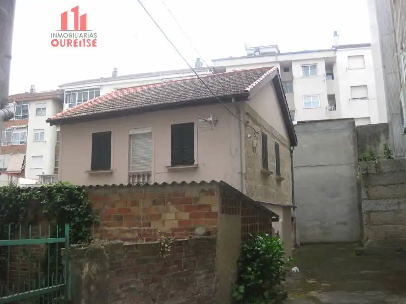Exterior view of Houses for sale in Ourense Capital   with Storage room