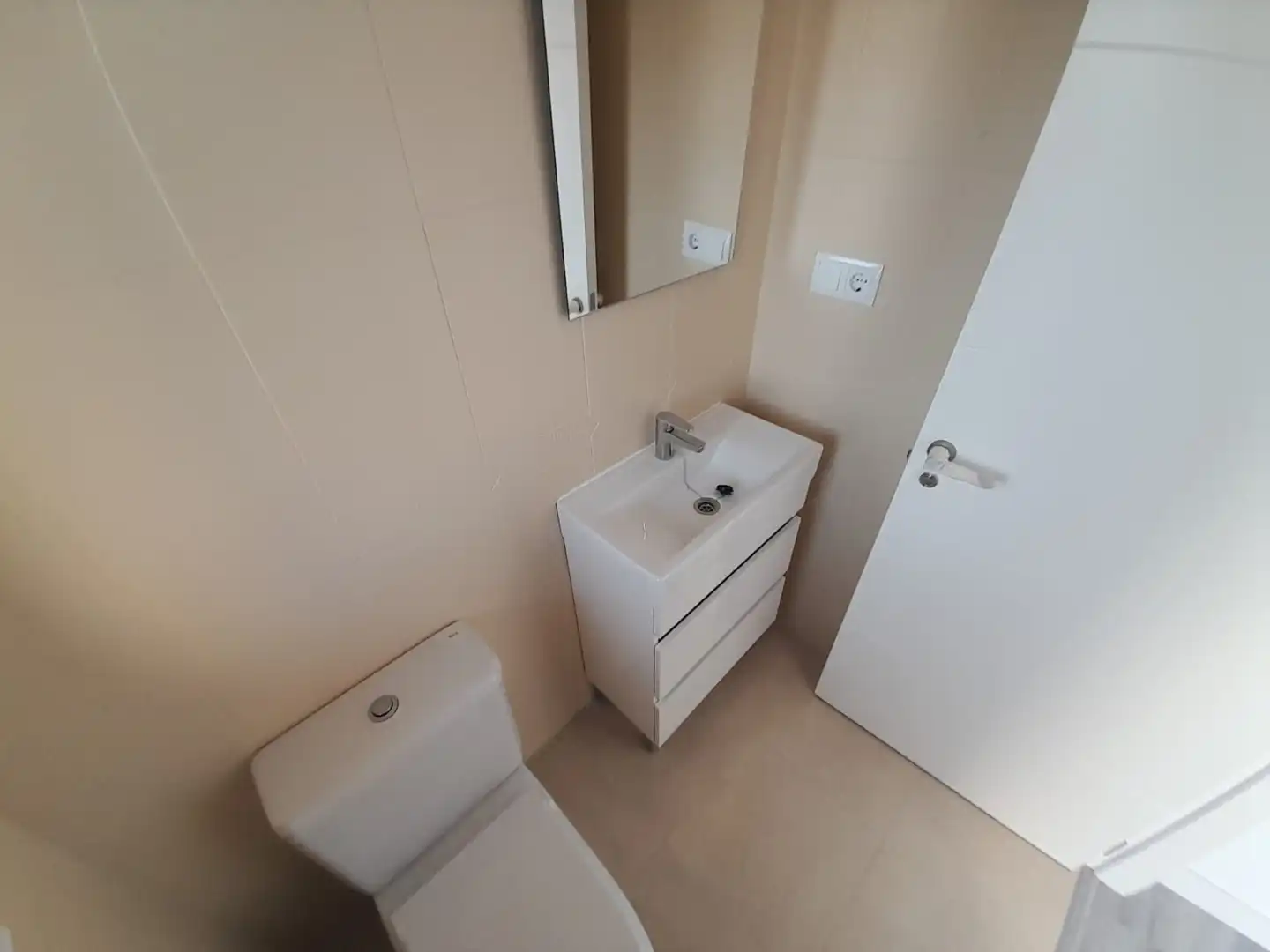 Bany de Casa o xalet en venda en Puertollano amb Calefacció, Terrassa i Traster