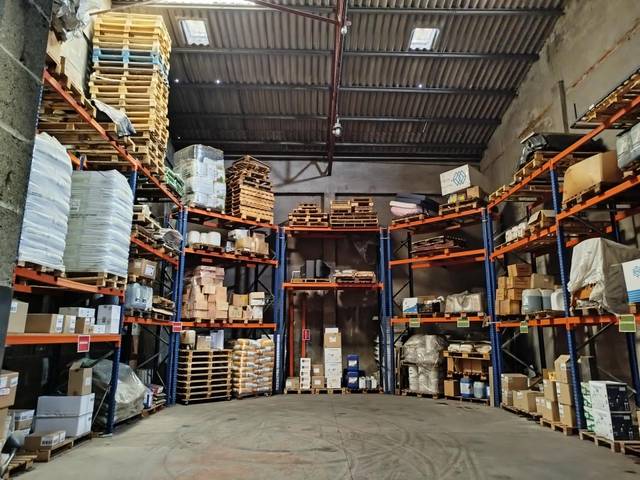 Nave industrial en Venta en Plana de Gensana en Butsènit