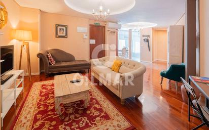 Living room of Flat for sale in  Madrid Capital  with Air Conditioner, Heating and Terrace