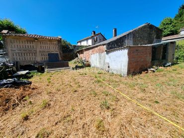 Casa con giardino in vendita a Sandrenzo Abaixo 84