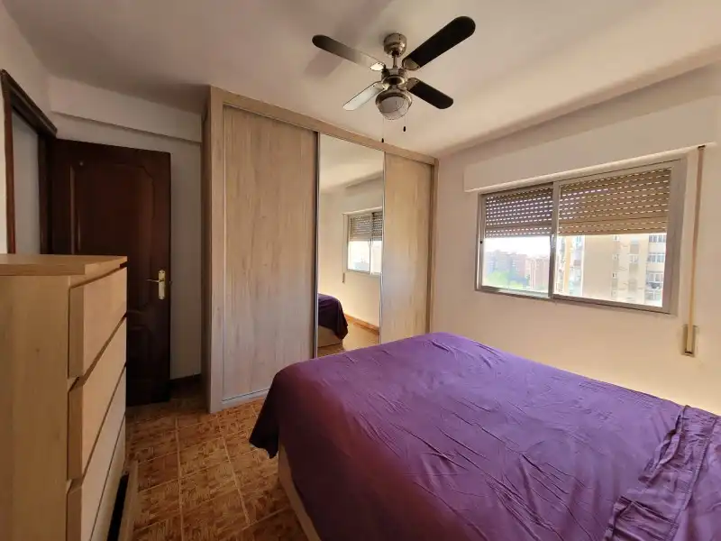Habitación de Piso en venta en Málaga con Aire acondicionado, Calefacción y Horno