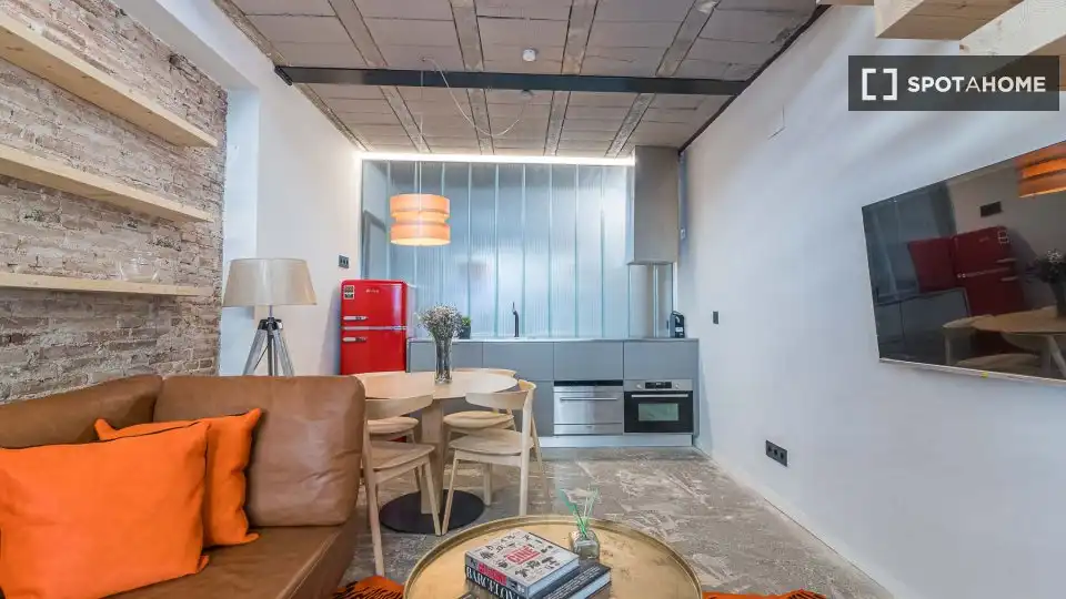 Habitació a Sant Gervasi- Galvany