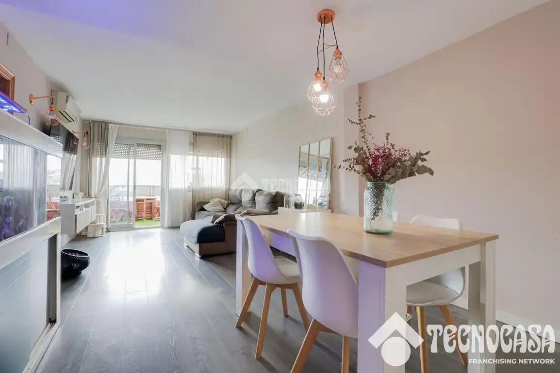 Living room of Flat for sale in Terrassa  with Heating and Balcony