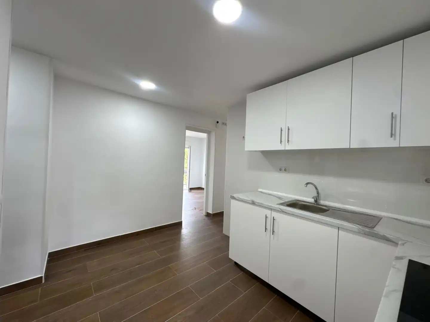 Cocina de Piso en venta en  Madrid Capital con Calefacción y Terraza
