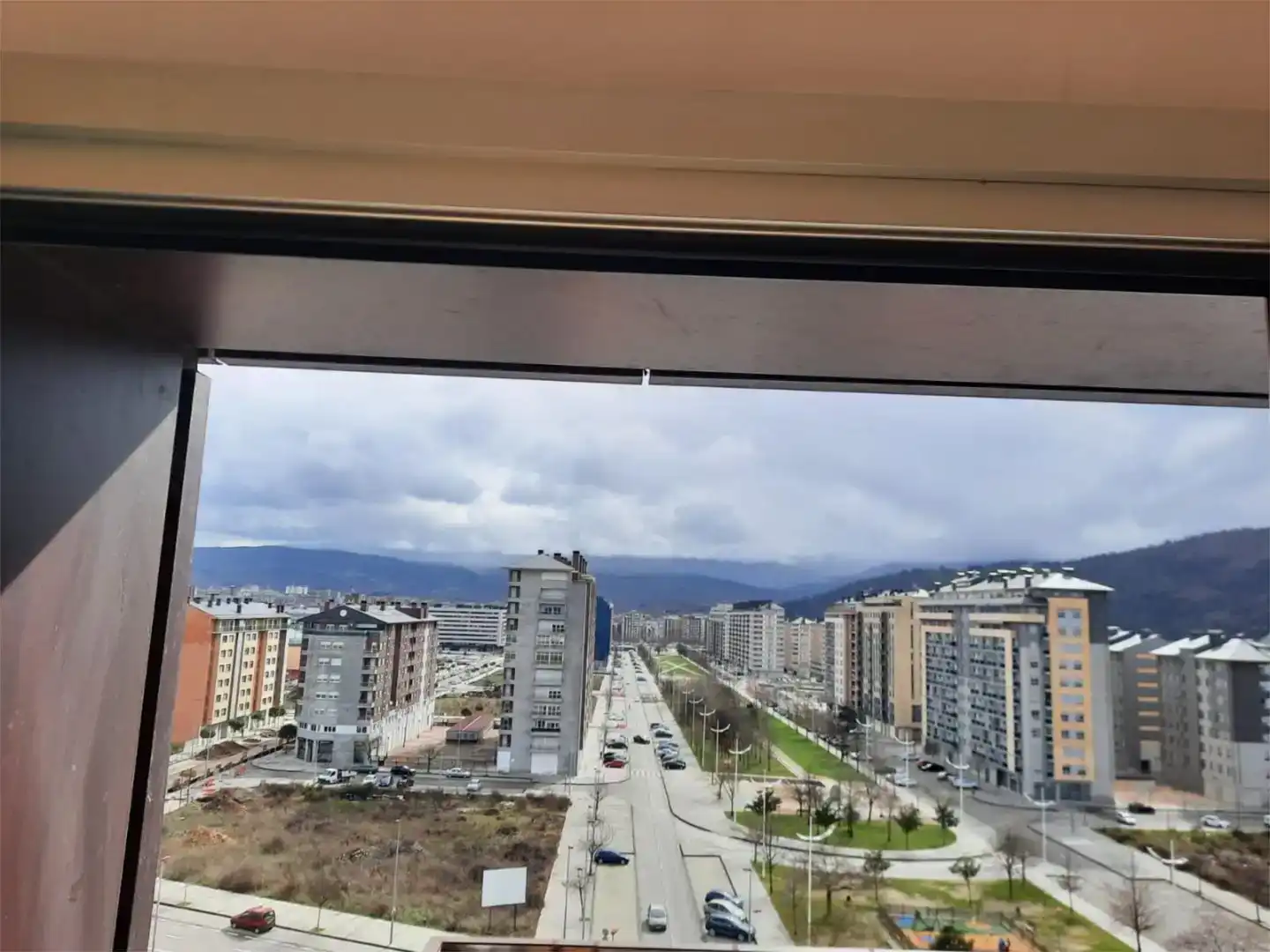 Vista exterior de Pis en venda en Ponferrada amb Parquet i Traster