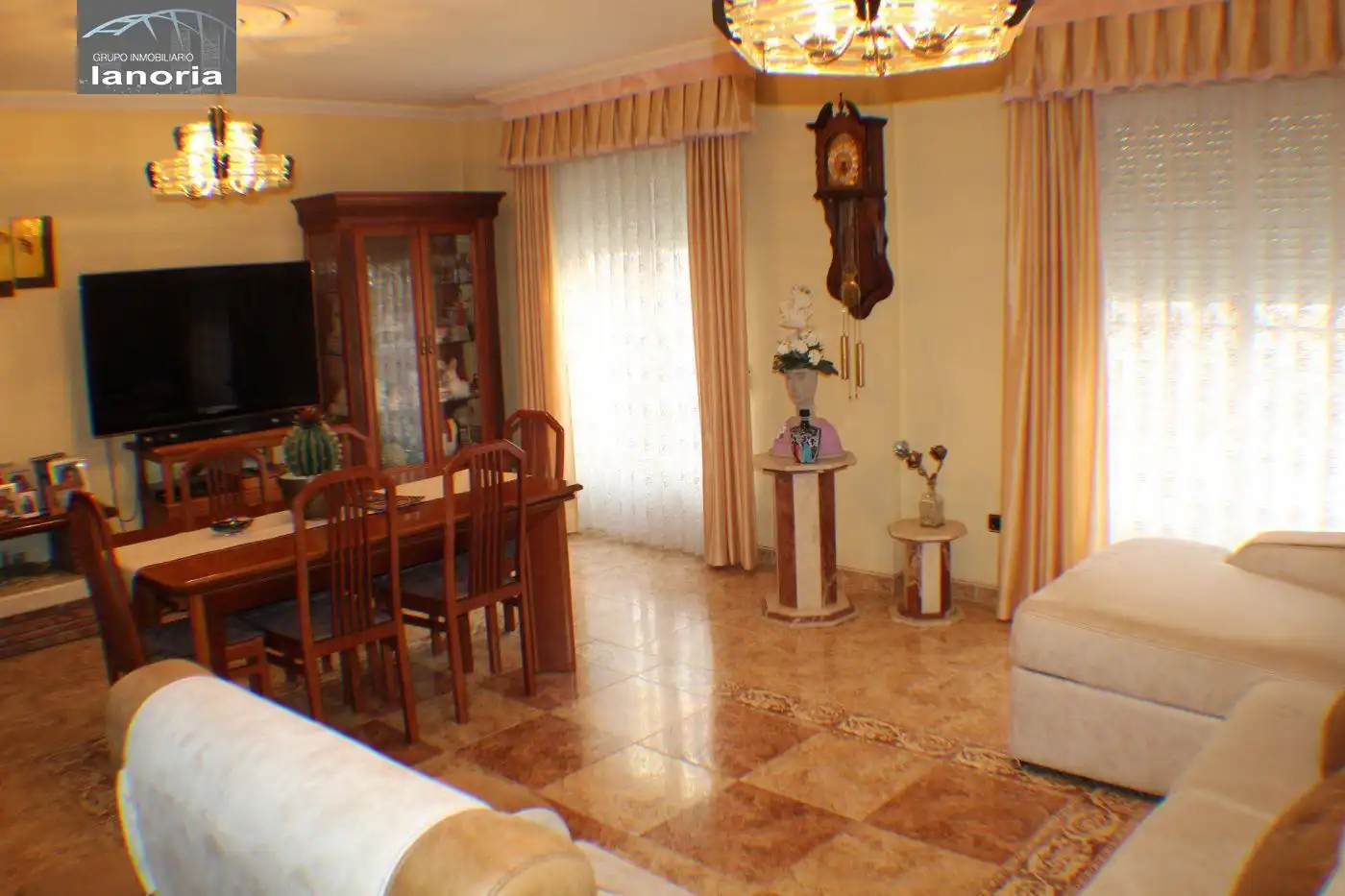Sala de estar de Casa o chalet en venta en Albacete con Calefacción, Terraza y Trastero