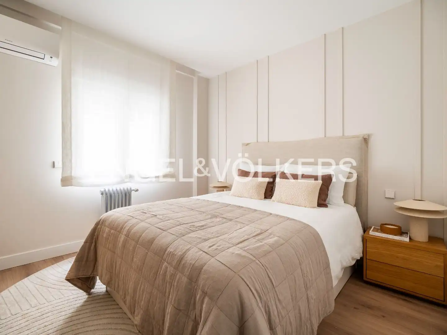 Schlafzimmer von Wohnung zur Miete in Madrid mit Klimaanlage, Heizung und Terrasse