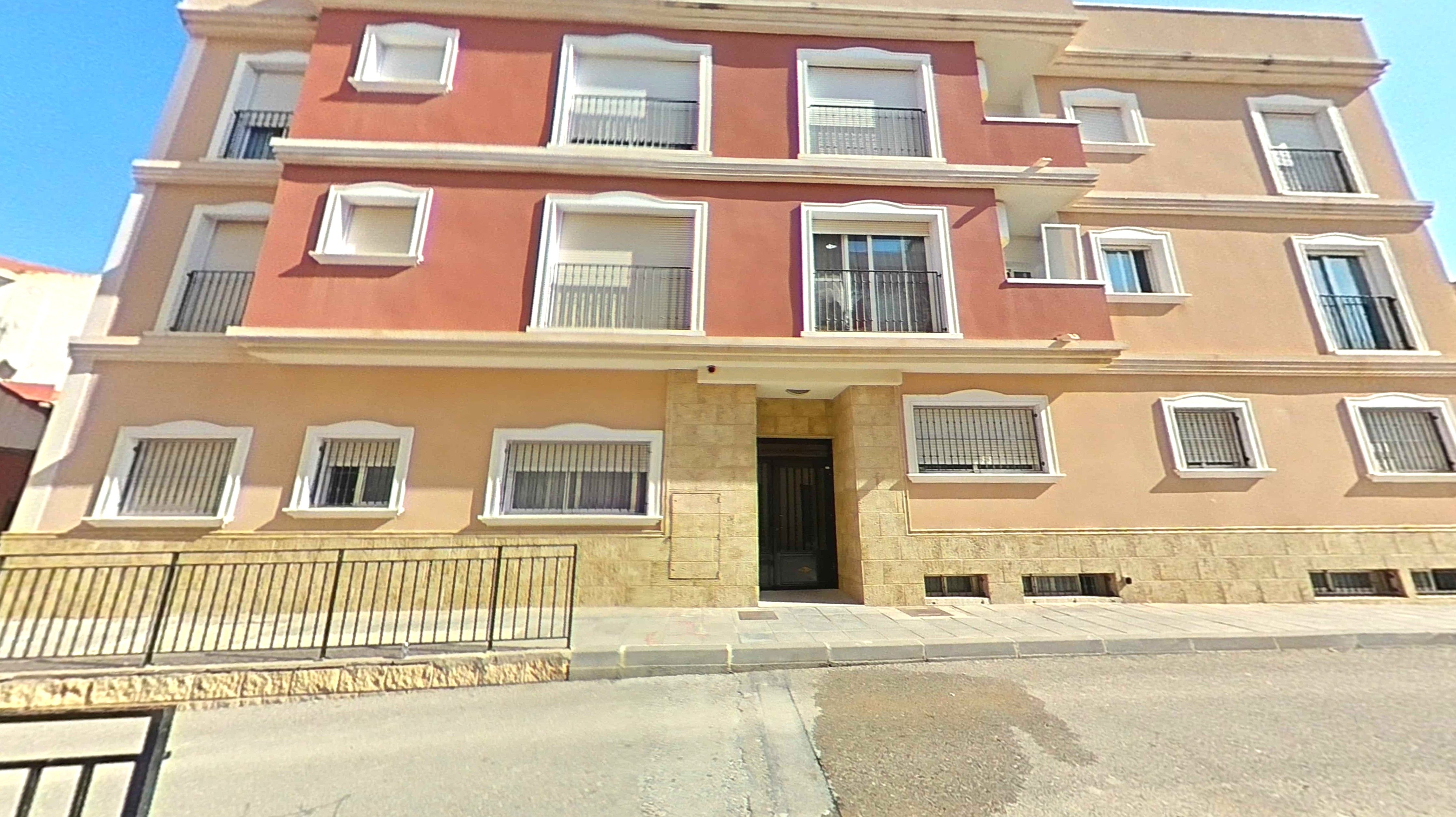 Vista exterior de Piso en venta en Orihuela