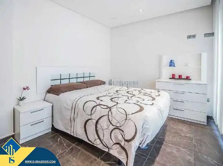 Chalet con piscina en venta en Guardamar Playa, imagen 5