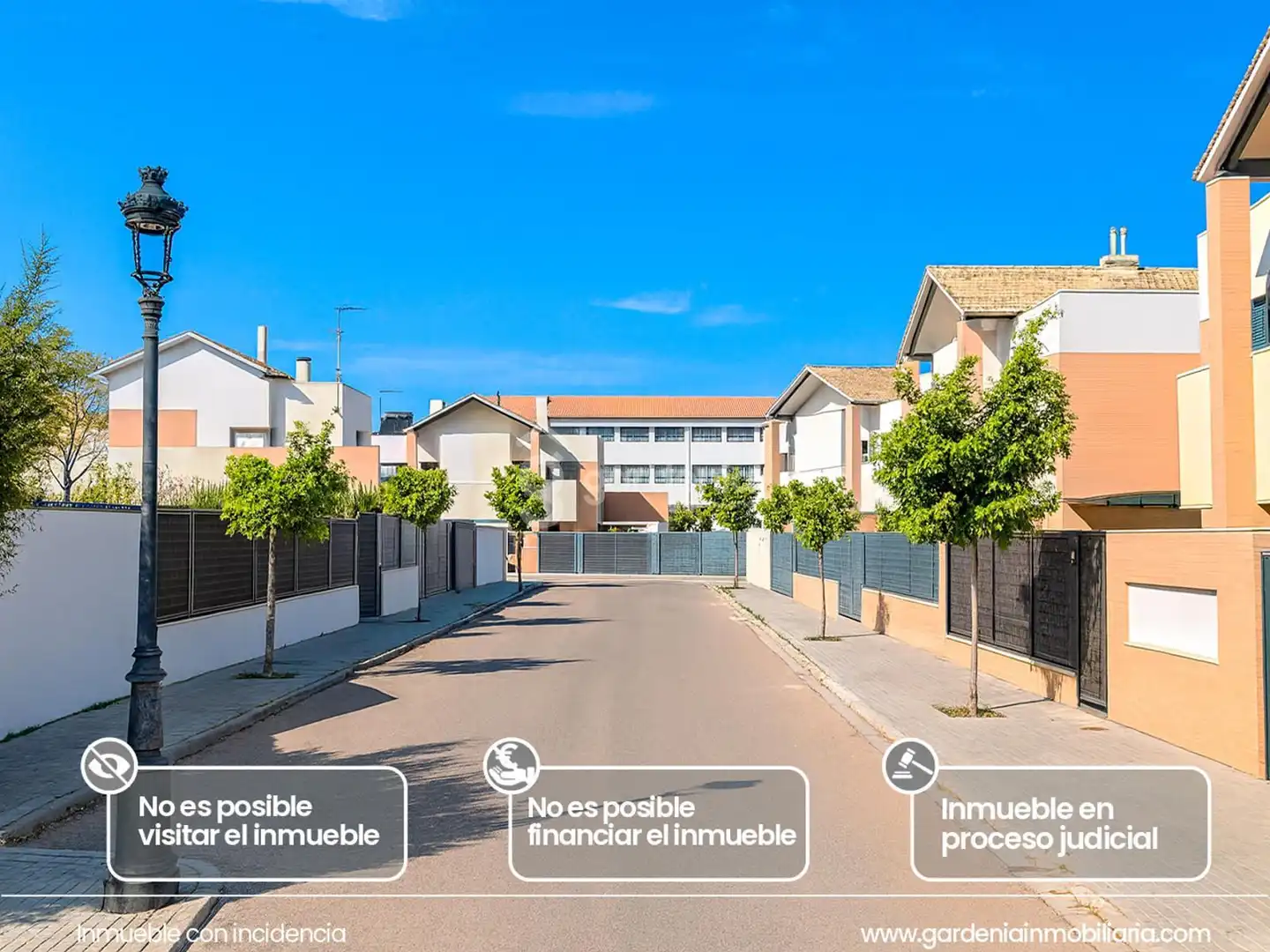 Vista exterior de Casa o xalet en venda en Espartinas amb Aire condicionat, Calefacció i Terrassa