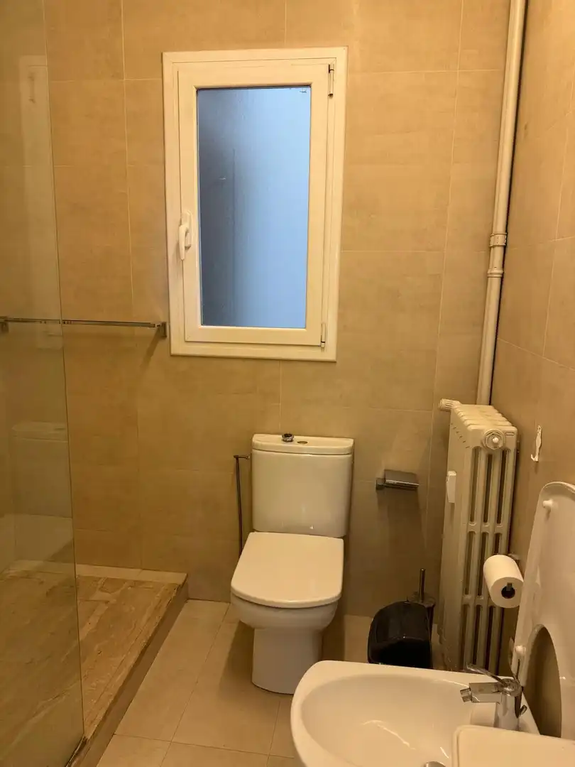 Flat for sale in Instituts - Universitat