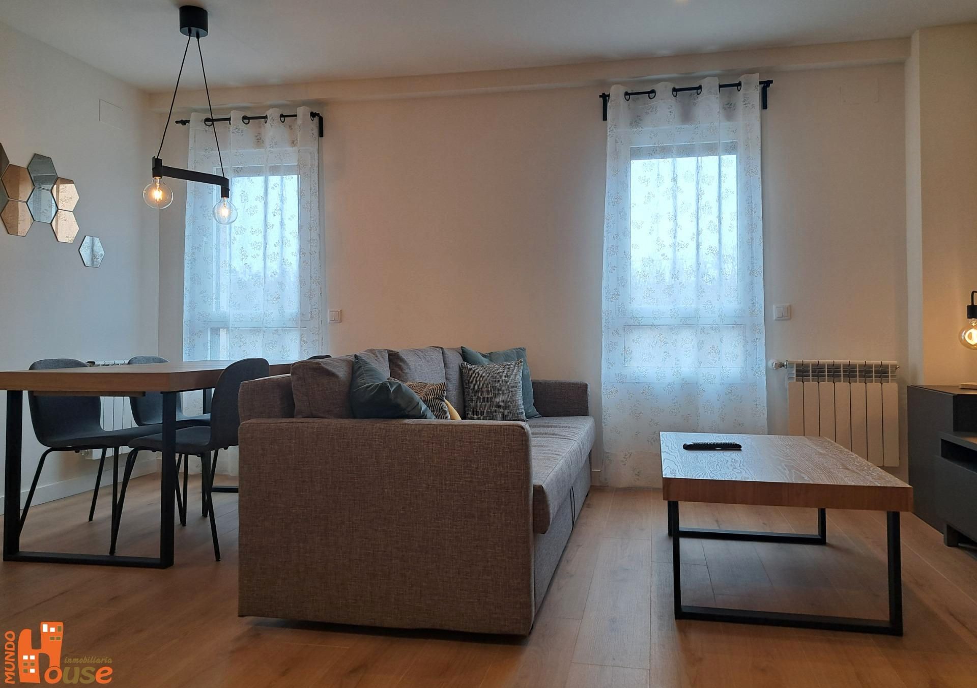 Living room of Flat to rent in Real Sitio de San Ildefonso  with Heating, Furnished and Balcony