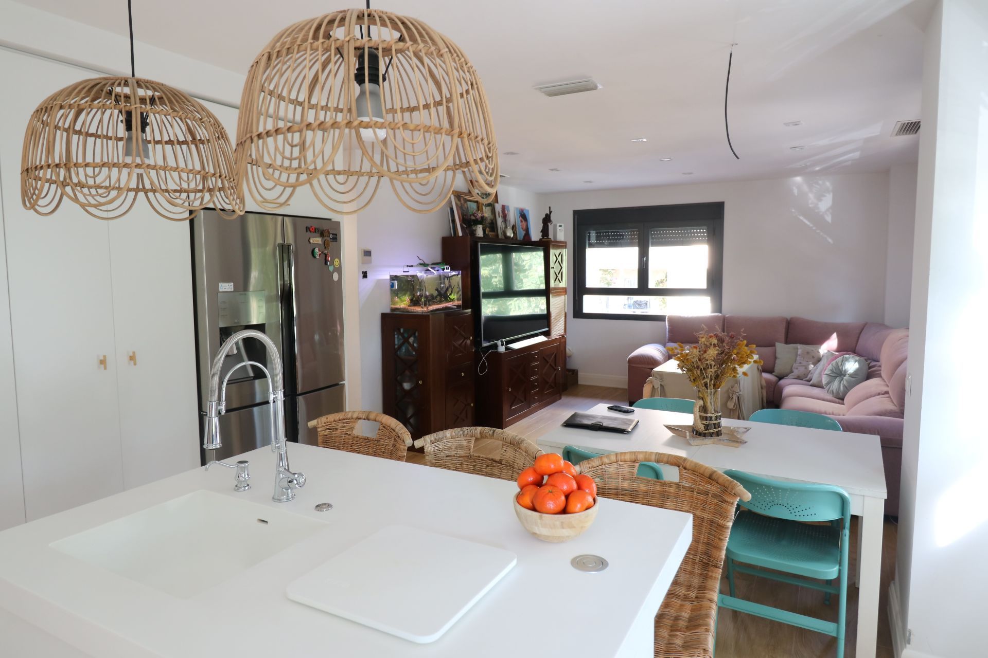 Kitchen of Flat for sale in  Sevilla Capital  with Air Conditioner