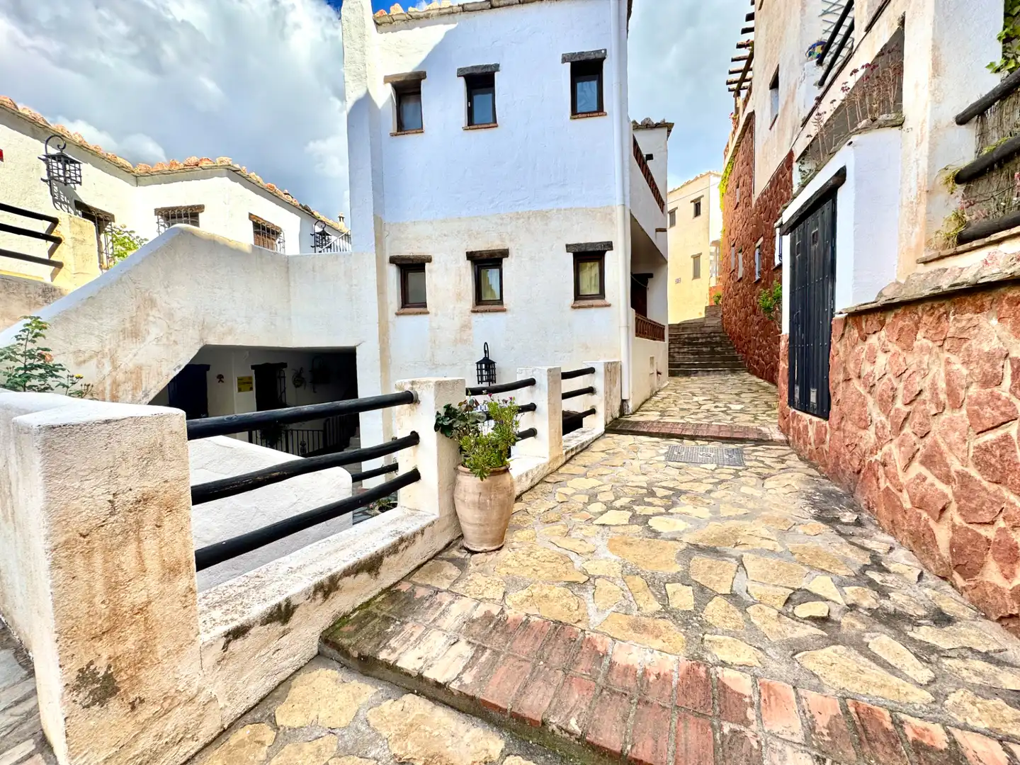 Vista exterior de Apartamento en venta en Ohanes con Calefacción, Terraza y Amueblado