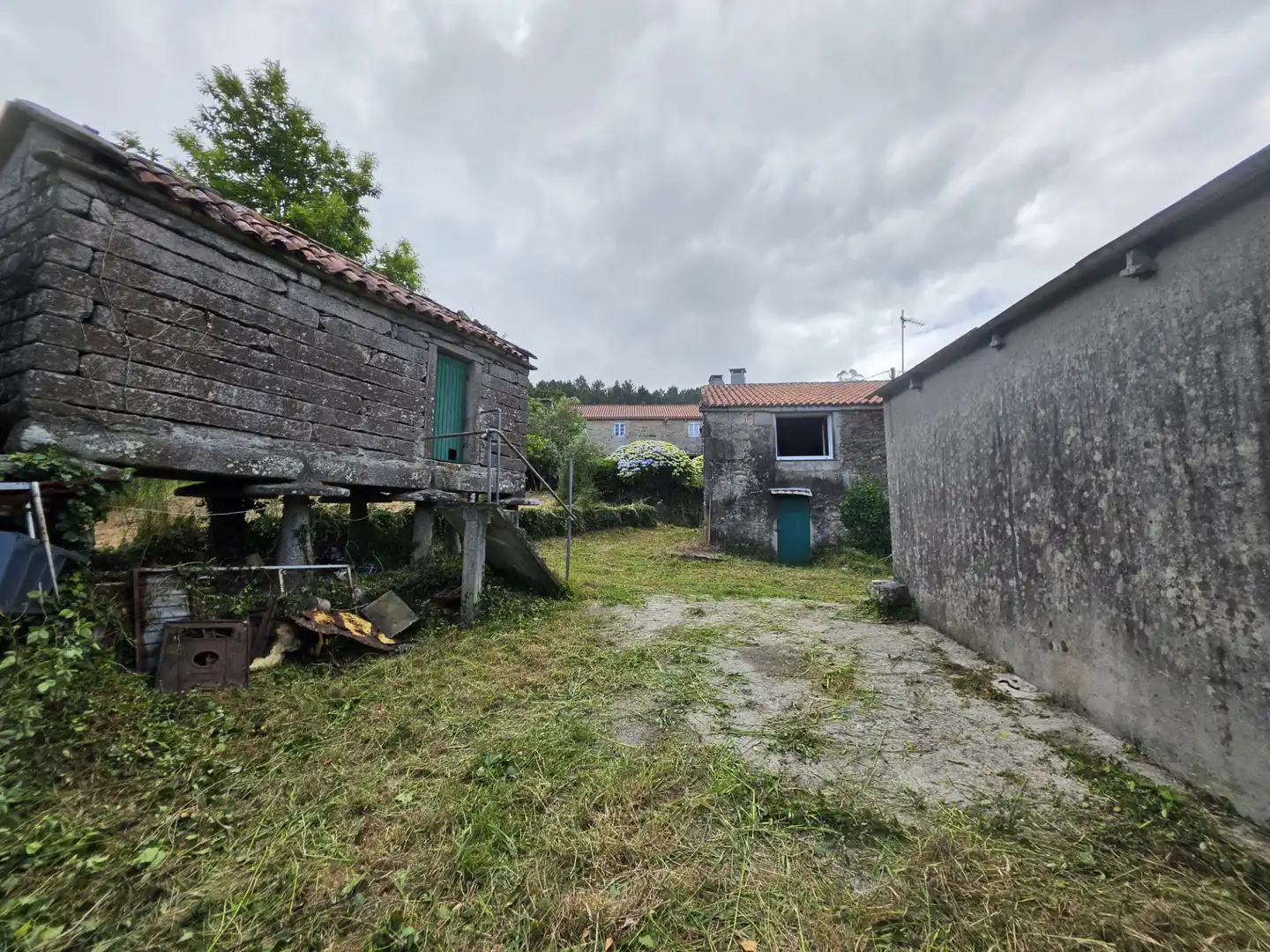Finca rústica en venda en Vimianzo amb Jardí privat i Traster