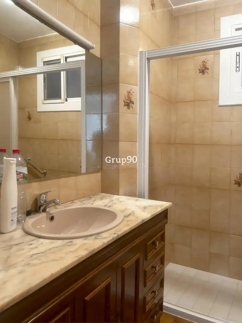 Baño de Casa o chalet en venta en Puigverd de Lleida con Calefacción, Parquet y Terraza