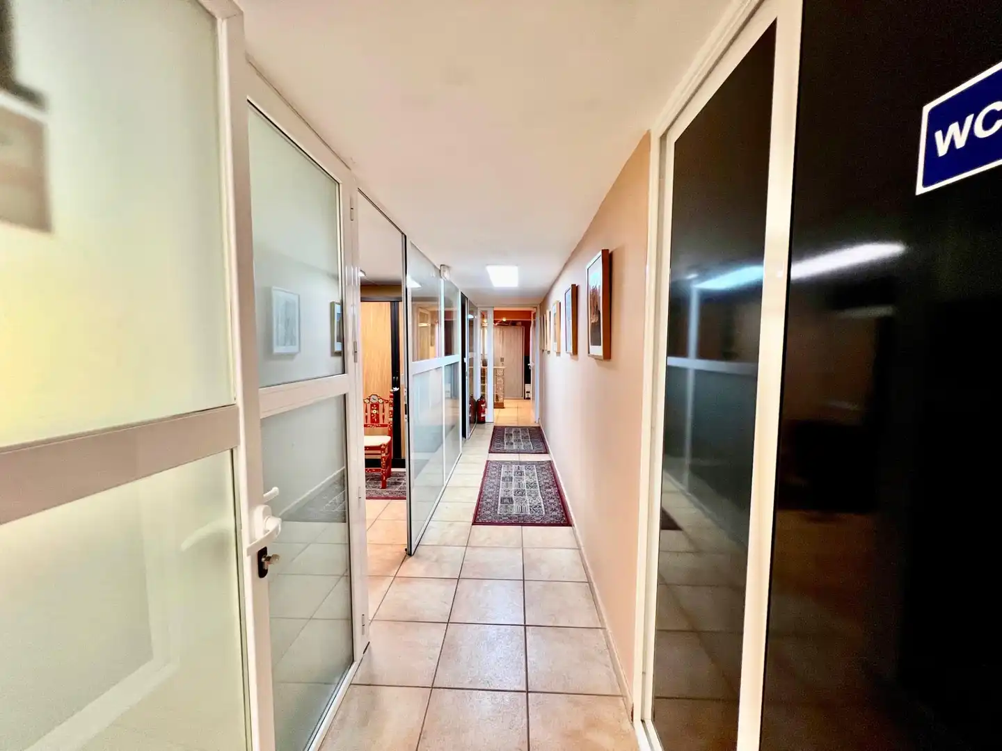 Business premises to rent in Ronda de la Roureda, imagen 4