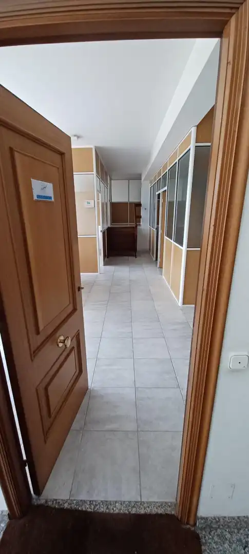Oficina de alquiler en Santiago de Compostela  con Calefacción
