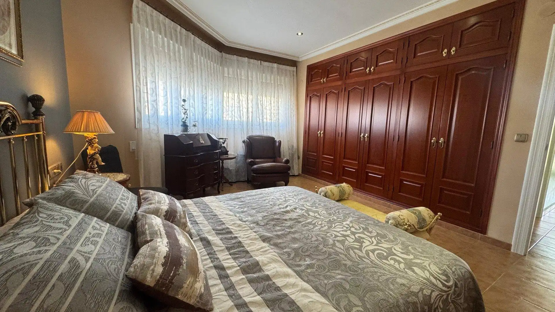 Houses for sale in Sax