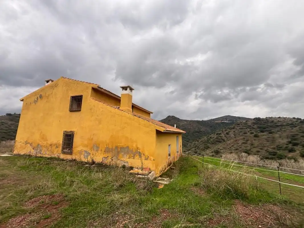 Terreno rústico en venta en C. Chimanes, imagen 2