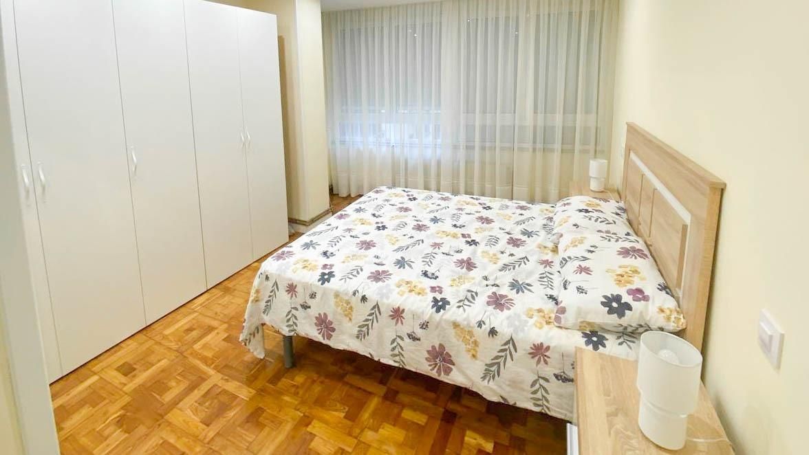 Flat for rent in Numancia - San Fernando