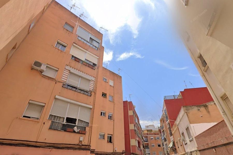 Vista exterior de Pis en venda en Torrent