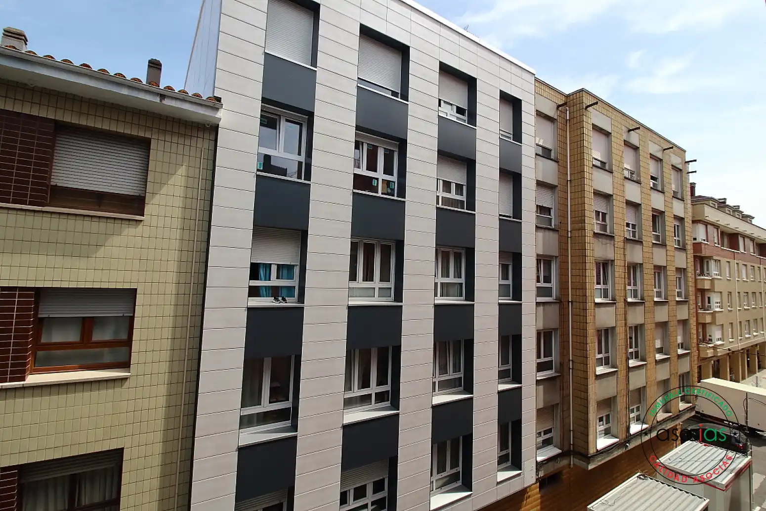 Piso en venta en Gijón - C/ Sol, Perchera