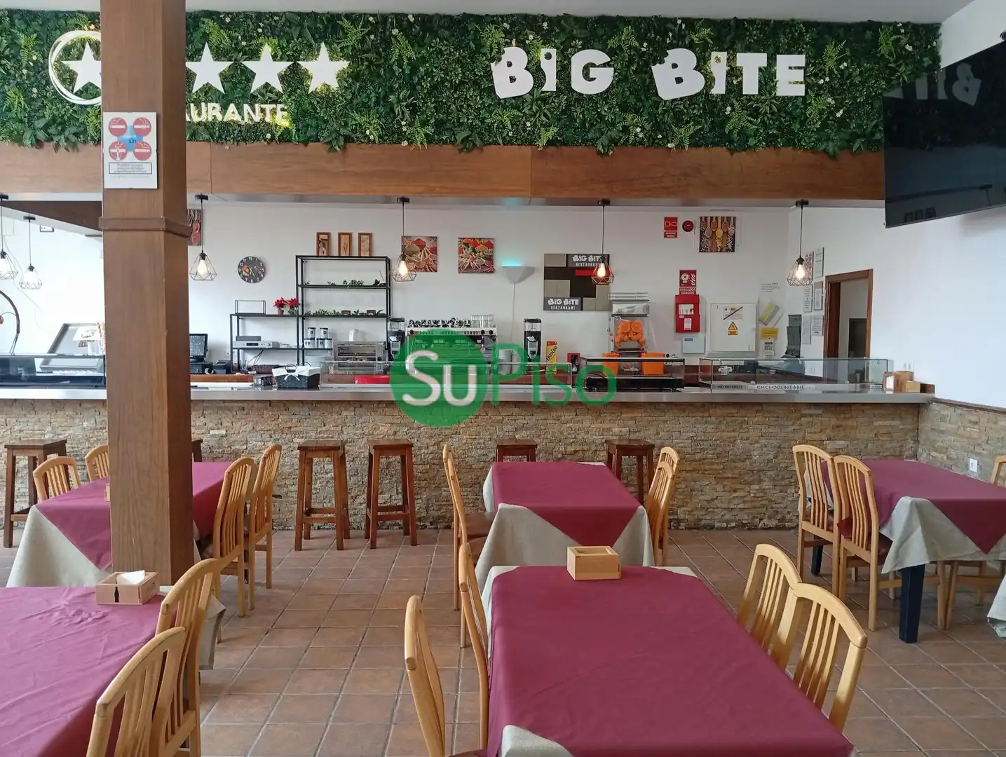 Local en venda a Avenida de los Metales, 40, Estación - Cruz Roja