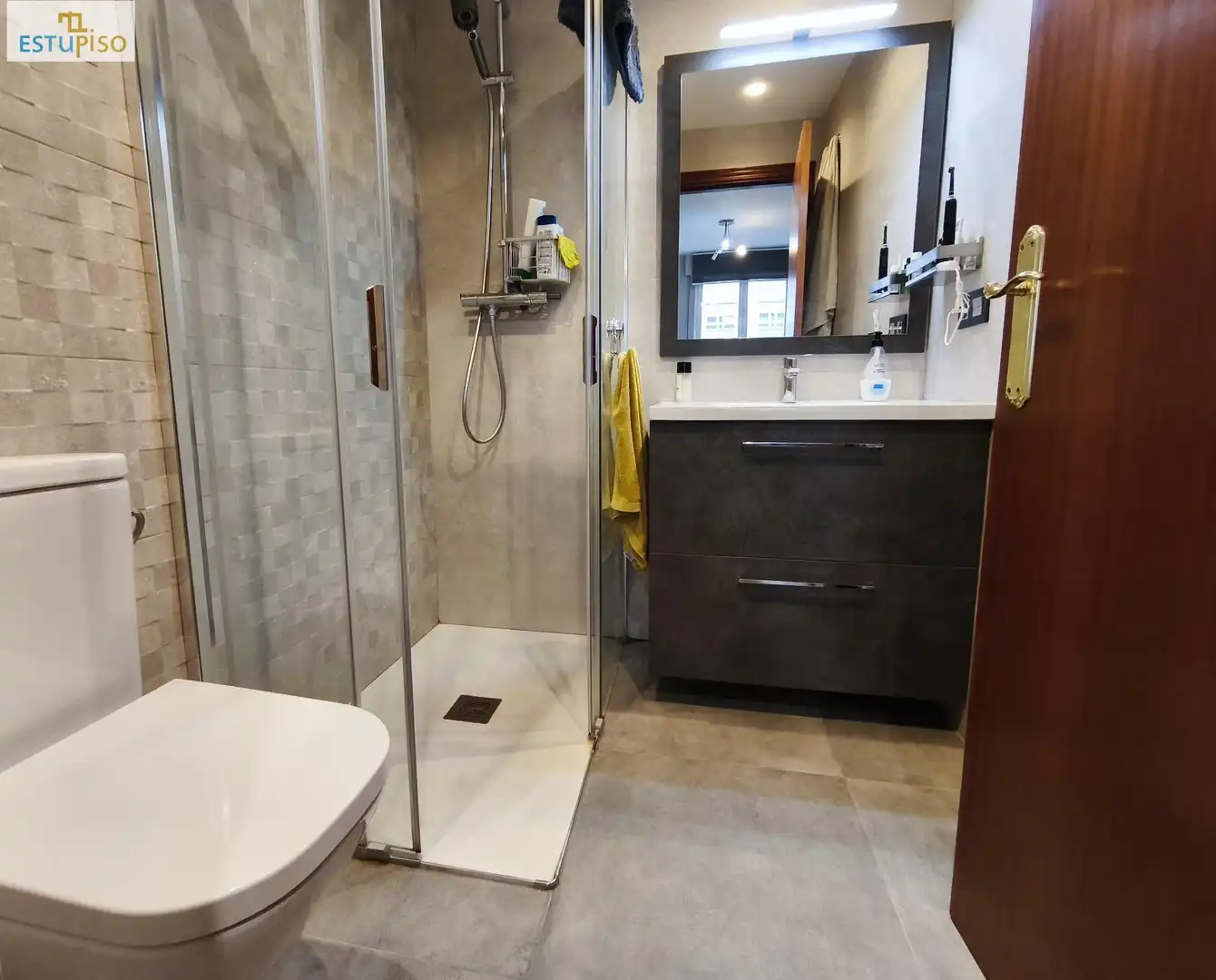 Bathroom of Flat for sale in Salburua - Arantzabela