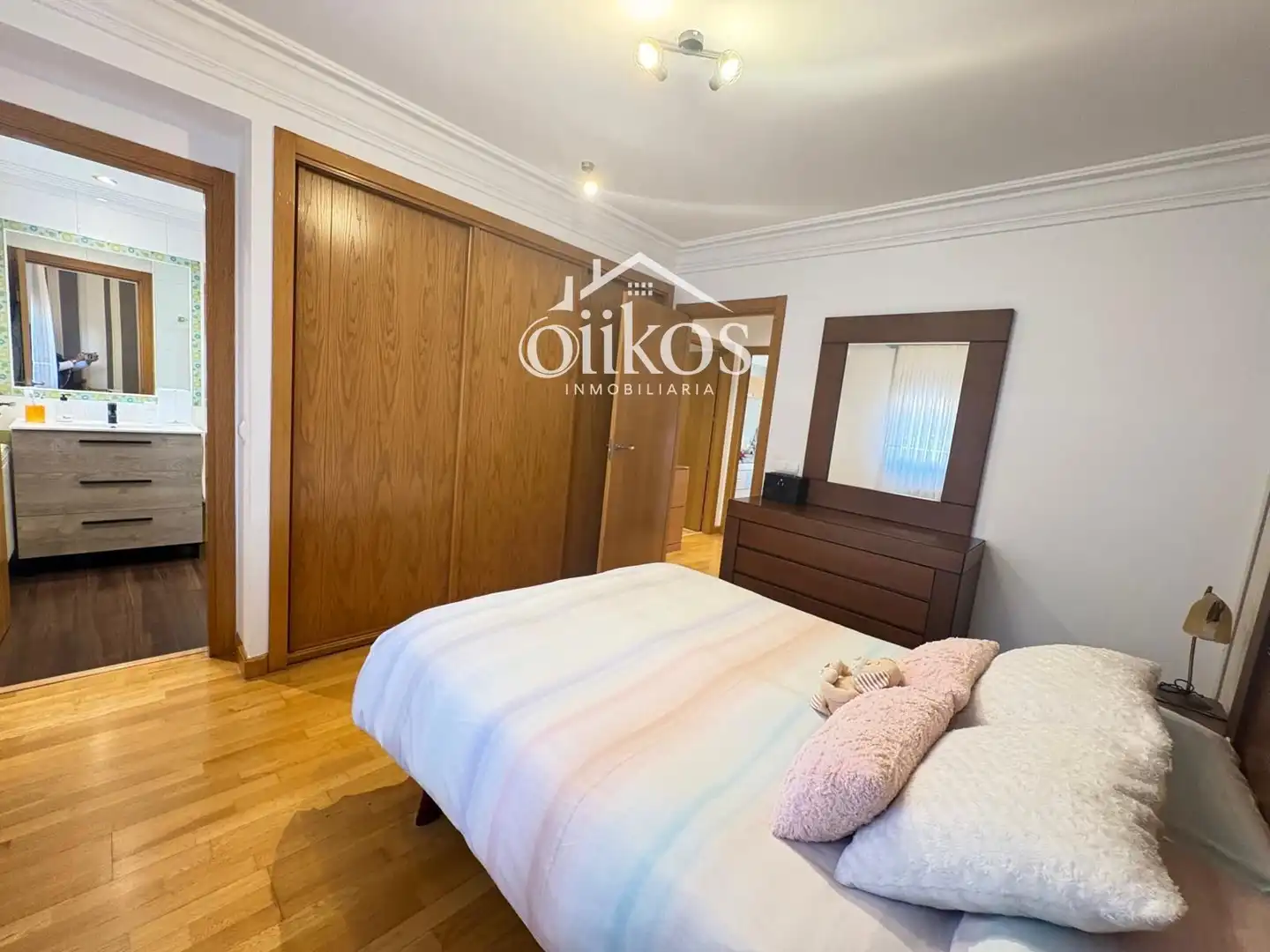 Habitación de Casa adosada en venta en Salamanca con Calefacción y Balcón