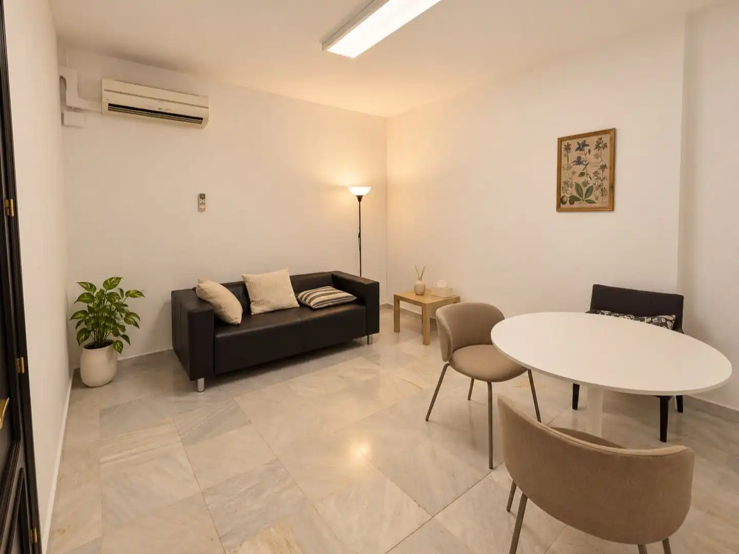 Living room of Office for rent in Triana