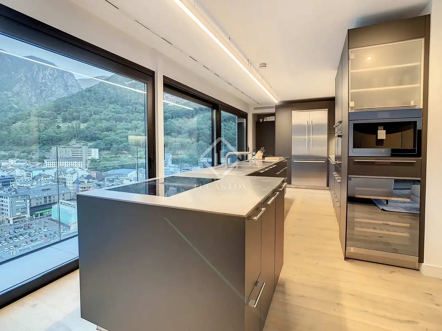 Kitchen of Attic for sale in Madrid  with Air Conditioner, Heating and Terrace