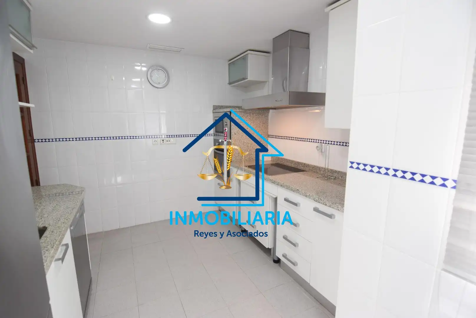 Kitchen of Flat for rent in Córdoba  with Air Conditioner, Furnished and Balcony