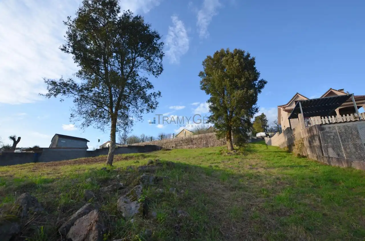 Residencial en venda en Tui